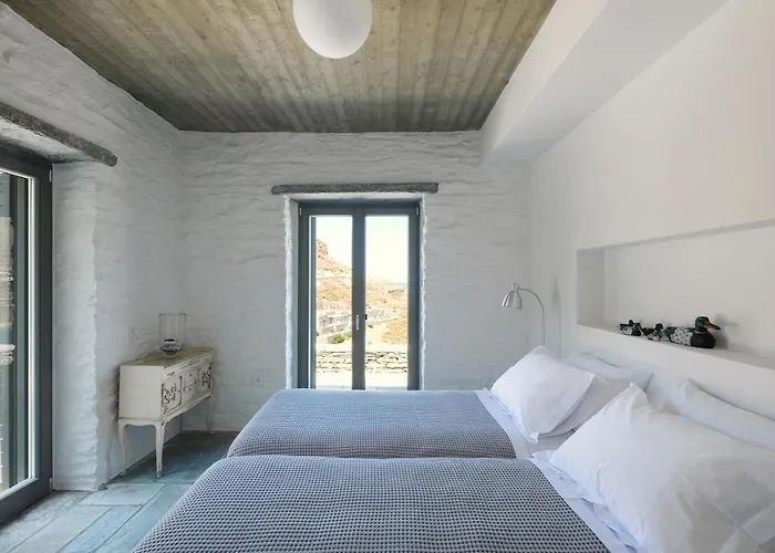 Kymo Kea Semesterbostad Otziás